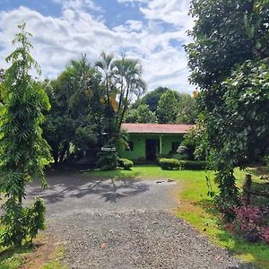 Finca Mamacita Hotel Rusia Exterior photo