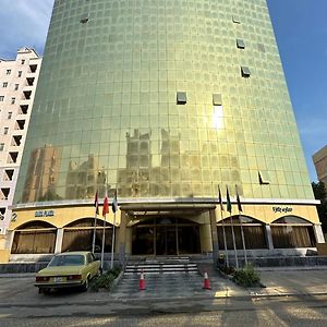 Sara Plaza Aparthotel Kuwait City Exterior photo