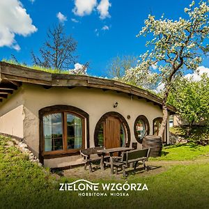 Zielone Wzgorza - Hobbitowe Domki Na Kaszubach Apartment เชวิดซ์ Exterior photo
