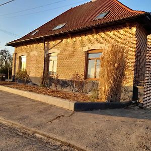 Gite Canard Guest House Fromelles Exterior photo