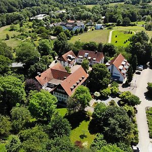 Hotel Lindenhof บีเลอเฟล์ด Exterior photo