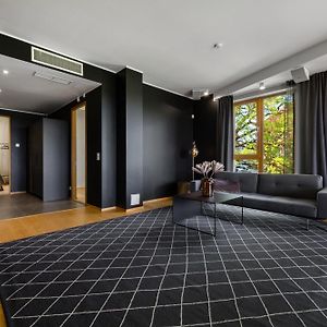 Oru Villa - Luxury 3 Bedroom Apartment วิลยันดี Exterior photo