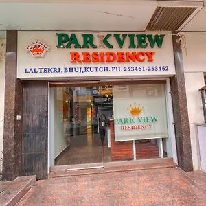 Park View Residency Hotel ภุช Exterior photo
