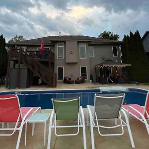 Spacious Pool House With Tons Of Amenities! โอมาฮา Exterior photo