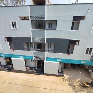 Sri Aksha Residency Hotel Alandurai Exterior photo