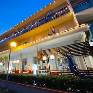 Hotel Roby ริมินี Exterior photo