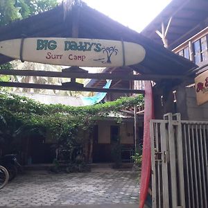 Big Daddy'S Surfcamp Apartment Pasanggaran Exterior photo