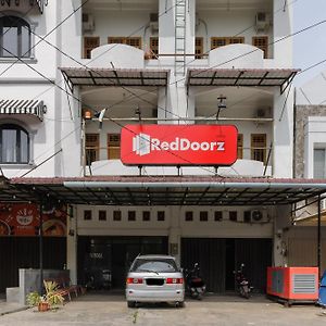 Reddoorz Syariah @ Panglima Nyak Makam Aceh 2 Hotel บันดาอาเจะห์ Exterior photo