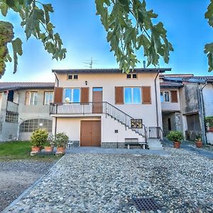 La Valbinella Few Meters From Varese Lake - Happy Rentals กาวิราเต Exterior photo