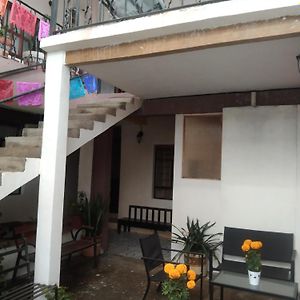 Casa Petirrojo - Habitaciones En ปาทซ์คูเอโร Exterior photo
