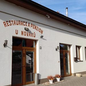 Penzion A Restaurace U Novaku Bitovany Exterior photo