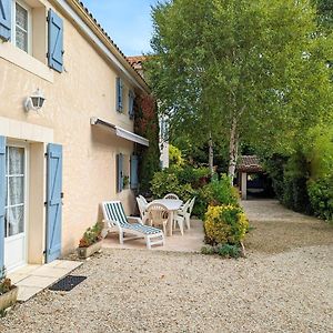 Maison Familiale Avec Jardin Clos, Acces Riviere Et Wi-Fi, Proche Verdure Et Activites En Charente - Fr-1-653-117 Villa Saint-Genis-d'Hiersac Exterior photo