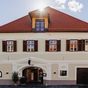 Weingut Ferdl Denk Hotel ไวส์เซินเคียร์เชิน อินแดร์ วาคเอา Exterior photo