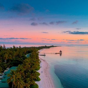 Canareef Resort Maldives มีธู Exterior photo