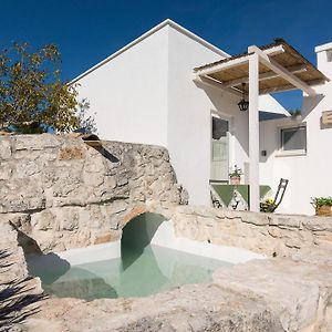 Lacinera Trulli E Lamie Bed & Breakfast ออสตูนี Exterior photo