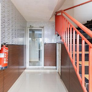 Alfa Guesthouse Serpong Mitra Reddoorz ทังเกอรัง Exterior photo