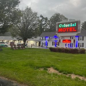 Colonial Motel นอร์ทคอนเวย์ Exterior photo