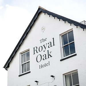 The Royal Oak Hotel ฮอว์กเฮิสต์ Exterior photo