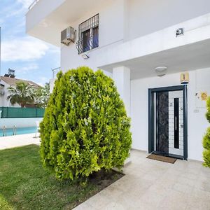 Dazzling Villa With Private Pool In Antalya เบเลก Exterior photo