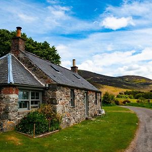 Colmeallie Bothy - Seasgair Lodges เบรชิน Exterior photo