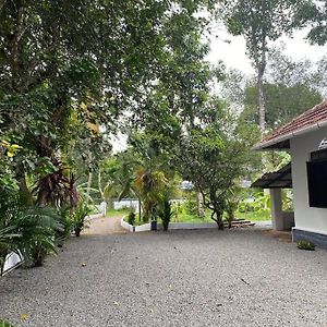 Puthukkeril Heritage Home Talavadi  Exterior photo