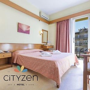 Cityzen Hotel ลูตรากี Exterior photo