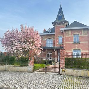 Maison De Maitre Dans Un Village A La Campagne Origny-en-Thierache Exterior photo