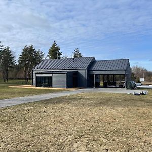 Saaremaa Vaikuse Villa Praakli Exterior photo