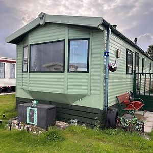 Red Lion Caravan Park, Arbroath Apartment Exterior photo