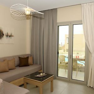 Abelia Abode Apt Apartment Paralia Kourna Exterior photo