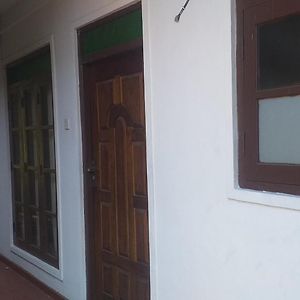 Vijaya Home ฮัตตอน Exterior photo