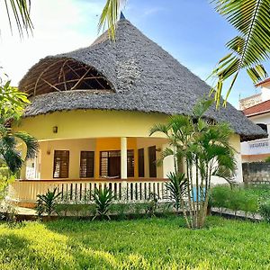 Bandari Ya Raha Villa อูกันดา Exterior photo