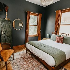 1 Bedroom Modern Victorian In Heart Of Downtown เนวาดา ซิตี้ Exterior photo