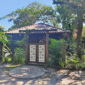 Casa Da Livia - Ilha Do Mel Villa ปารานากัว Exterior photo
