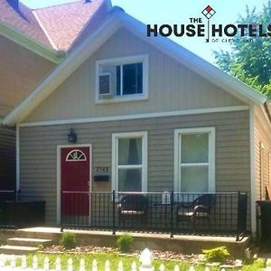 The House Hotels - W.20Th - Three Bedroom Near West Side Market And Downtown Cle คลีฟแลนด์ Exterior photo
