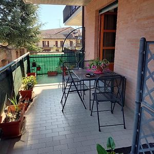 Bilocale Con Ampio Terrazzo Apartment บรา Exterior photo