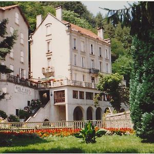 Hotel Saint Jean วาล-เลส์-แบ็งส์ Exterior photo