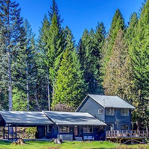 Waterfront Cabin At White Pass And Mount Rainier National Park Villa แพ็ควูด Exterior photo