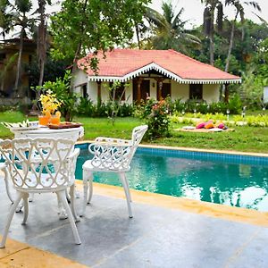 White Serenity Heritage Pool Villa Near Beach อูดุปปี Exterior photo