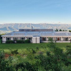 Drakensberg Mountain Retreat Barn House Villa เบิร์กวิลล์ Exterior photo