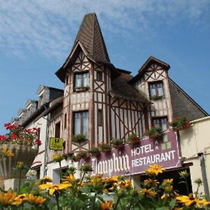 Logis Hotel Et Restaurant Du Dauphin ซี Exterior photo