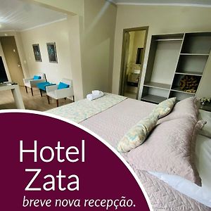 Hotel Zata E Flats คริซิอูมา Exterior photo