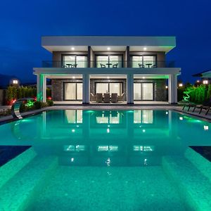 Edem Villa Diamond เกเมร์ Exterior photo