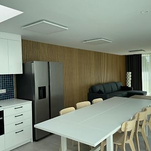 Kuldse Kodu Korter Apartment ปาร์นู Exterior photo