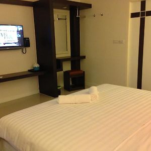 ทรัพย์ไพบูลย์ แกรนด์ รีสอร์ท Hotel Ban Talat Room photo