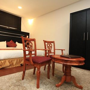 Vision 2 For Residential Units Aparthotel บูเรดาห์ Room photo