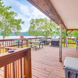 Lakefront Jay Cabin With Deck And Incredible Views! Exterior photo