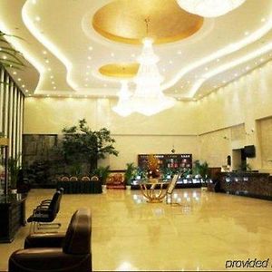 Lucky Garden Hotel หนานชาง Interior photo