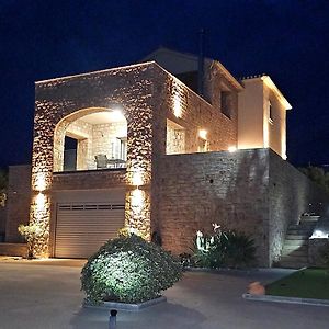 Villa Athina ยีธิโอ Exterior photo