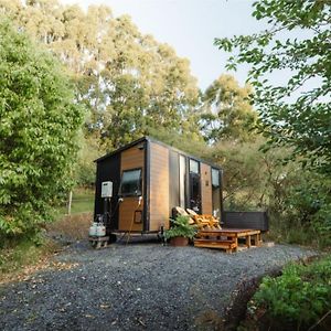 Tranquility Tiny House By Tiny Away Villa โอวากะ Exterior photo